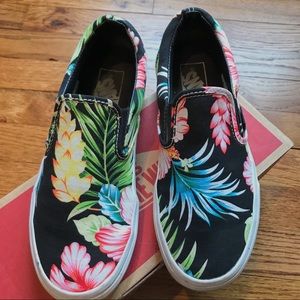 Black Hawaiian Floral Slip-On Vans | Size 7